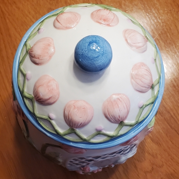 Caffco cookie jar, bunnies, tulips, Easter, Spring. - Picture 12 of 12